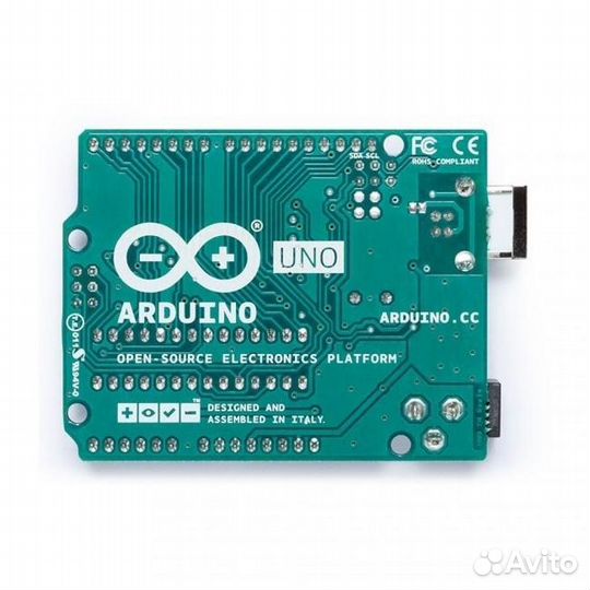 Плата Arduino Uno (Италия)