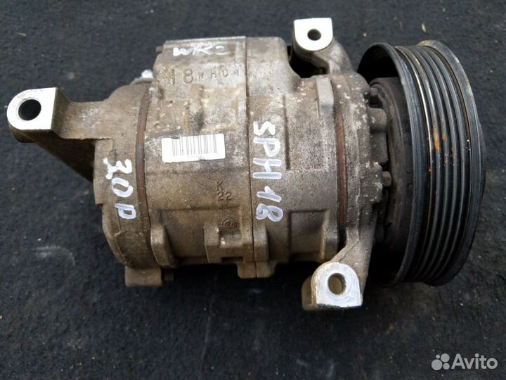 Компрессор кондиционера Jeep Grand Cherokee WK2