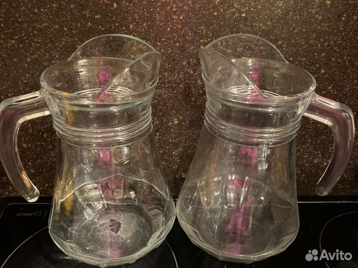 Стеклянный графин