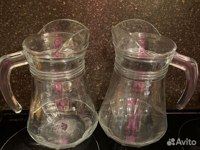 Стеклянный графин