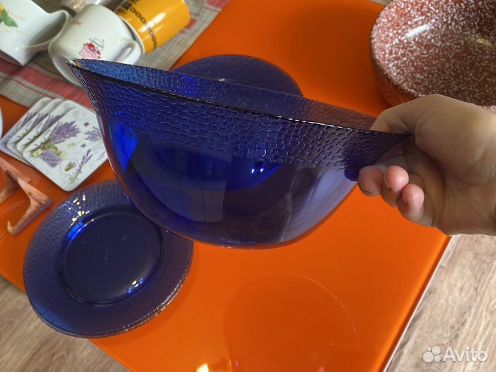 Посуда тарелки миски кружки салфетки бульонницы