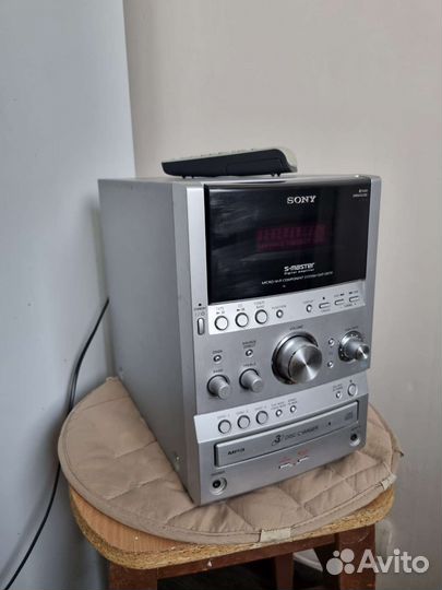 Музыкальный центр sony + Пульт