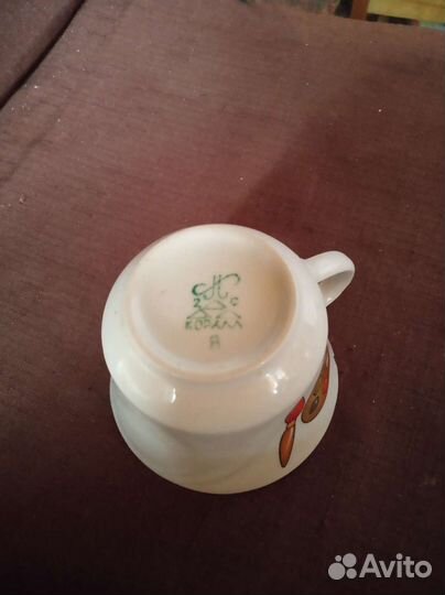 Фаянсовая кружка для рукоделия