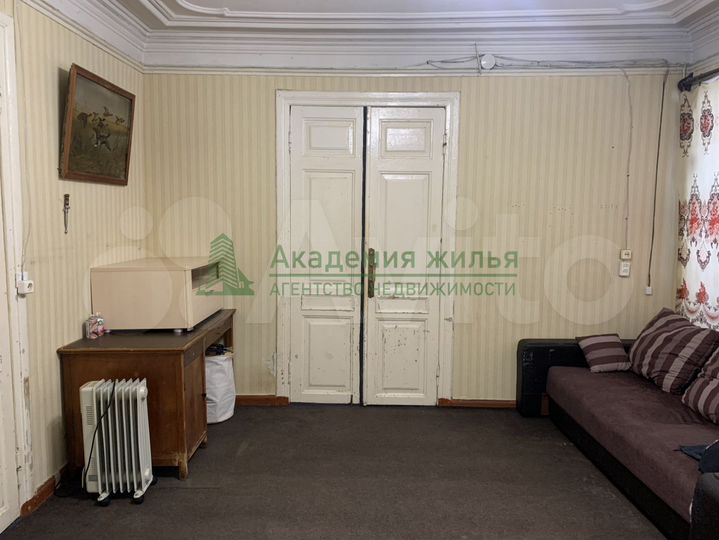 4-к. квартира, 77 м², 1/2 эт.