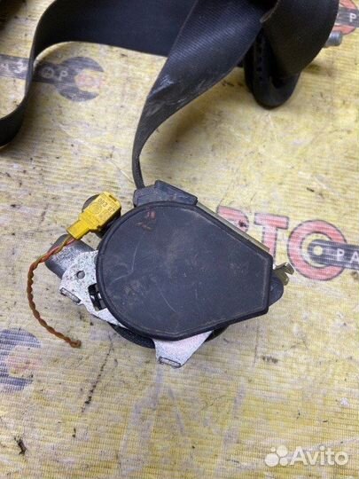 Ремень безопасности передний правый Peugeot 206