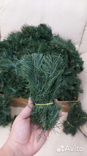 Еловые веточки искусственные.Декор.Ветки елки