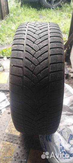 Goodyear UltraGrip Ice 255/55 R18 109T