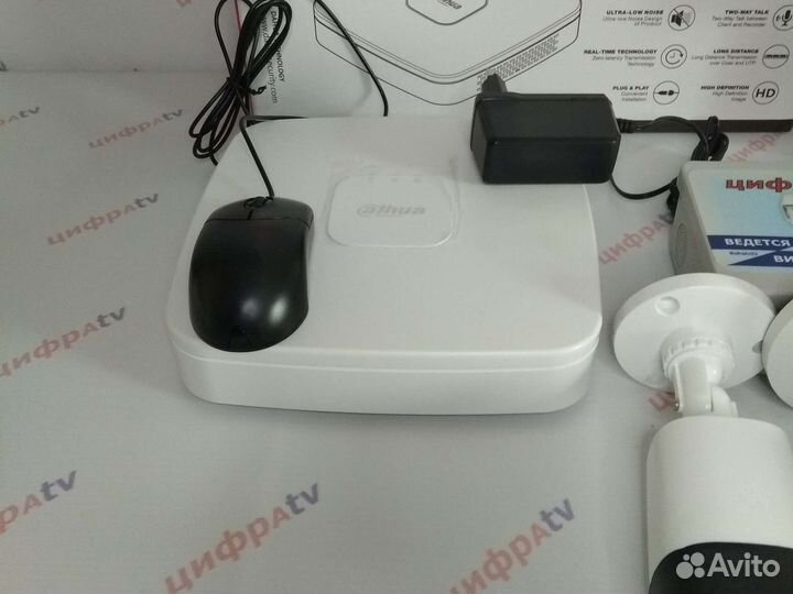 Комплект видеонаблюдения 8 Камер с микрофоном 4/1