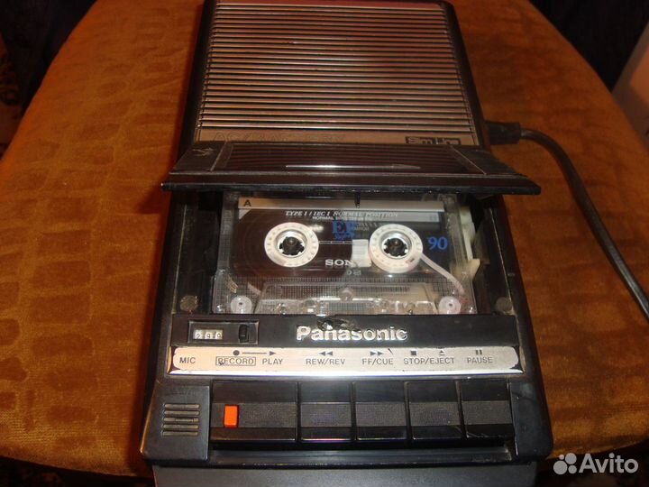 Panasonic RQ-2104