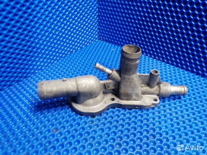 Фланец системы охлаждения Honda Civic FD3 LDA 2008