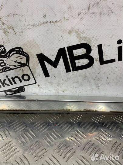 Рейлинг левый Audi Q7 4L BUG