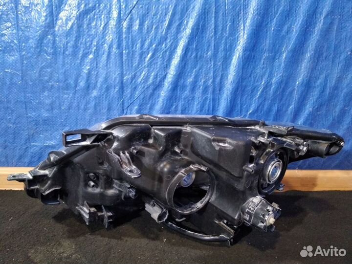 Фара правая Nissan X-Trail T32