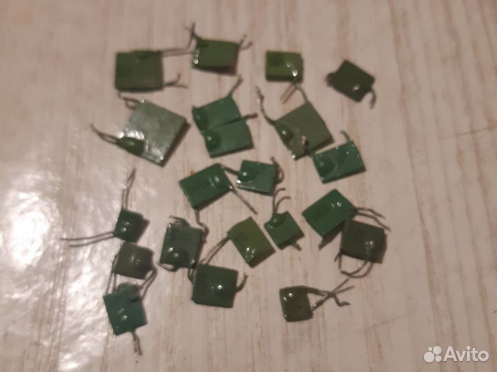 Конденсаторы км зеленые