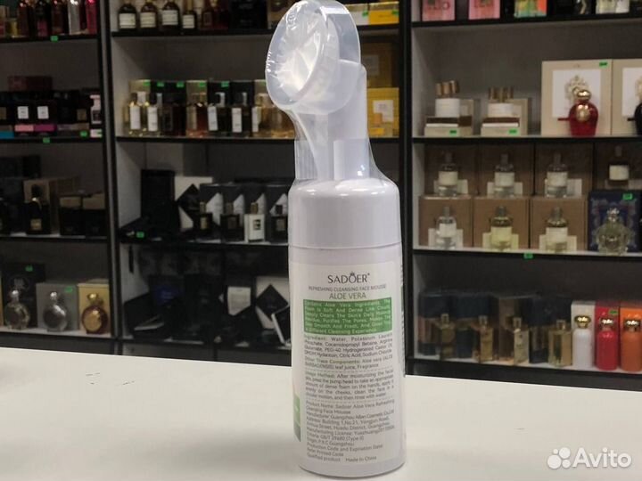 Пенка для умывания с щеточкой с экстрактом алоэ