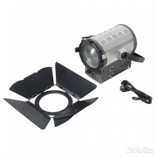 Осветитель студийный GreenBean Fresnel 300 LED X3