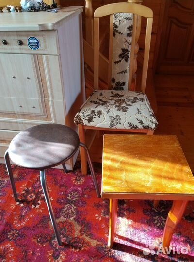 Стулья кухонные 2 шт бу