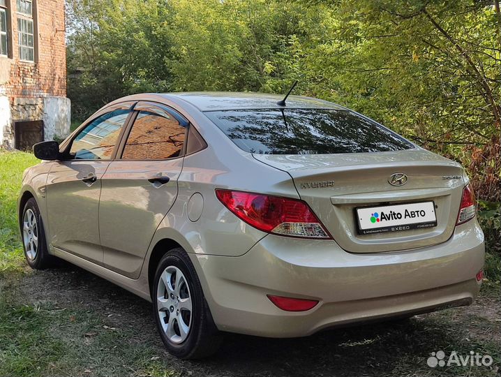 Hyundai Solaris 1.6 AT, 2014, 76 335 км