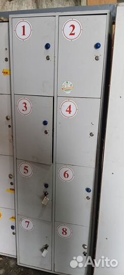 Шкаф с ячейками
