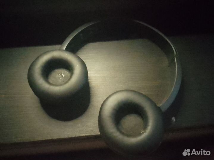 Беспроводные наушники jbl и sony