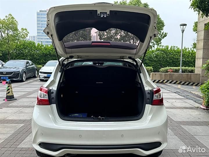 Nissan Tiida (China) 1.6 CVT, 2020, 35 000 км