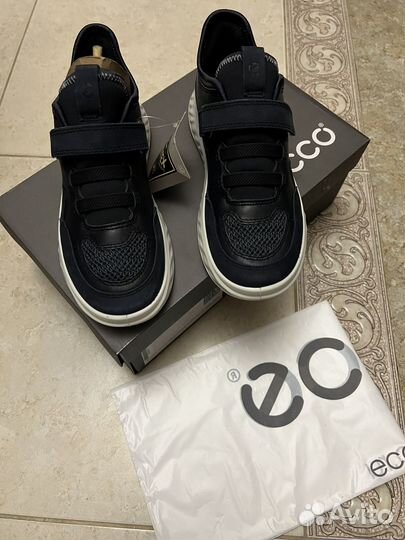 Кроссовки ecco