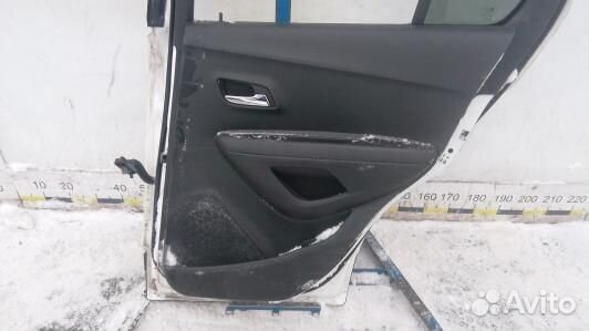 Дверь задняя правая chevrolet trax (UML06FT01)