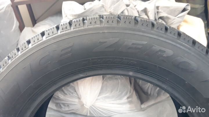 Pirelli Ice Zero 225/60 R17 103T