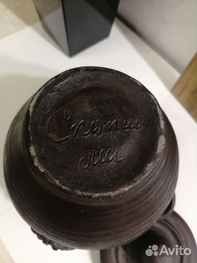 Глиняный горшок