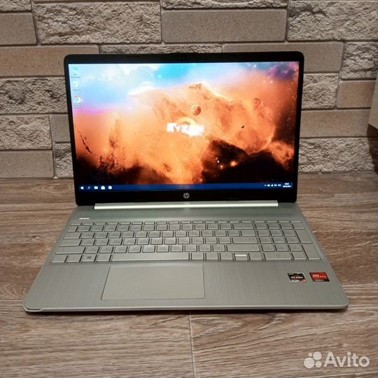 Свежий Ноутбук HP Ryzen 7 4700U 8ядер/8gb/256gb