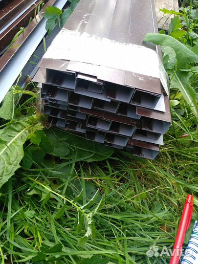 Металлическая П-образная планка