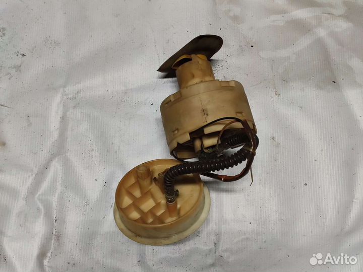 Топливный насос Фольксваген Пассат B5 1.8