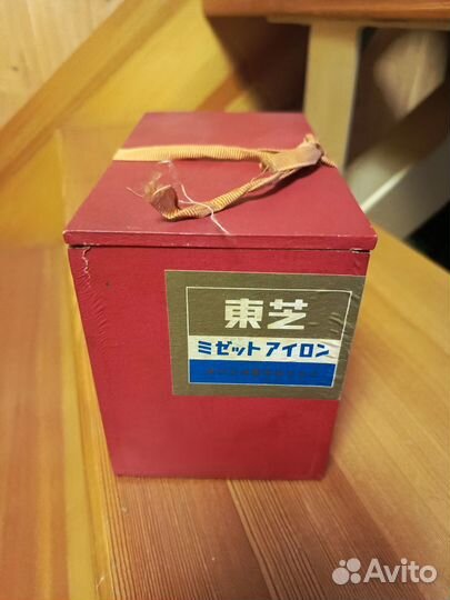 Старинный электрический утюг Япония