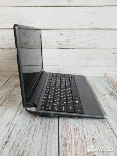 Нетбук Acer Packard Bell