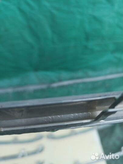 Молдинг решетки радиатора Land Cruiser 200 2017 г