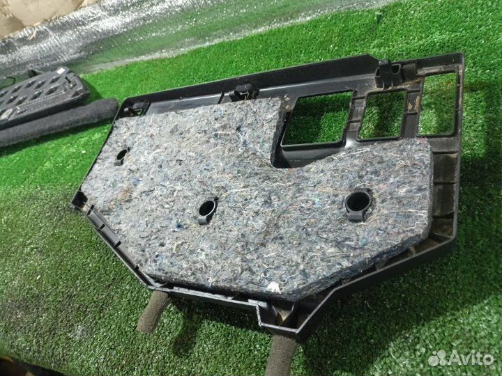 Накладка торпедо Toyota Highlander 3.5 2GR-FE 2012