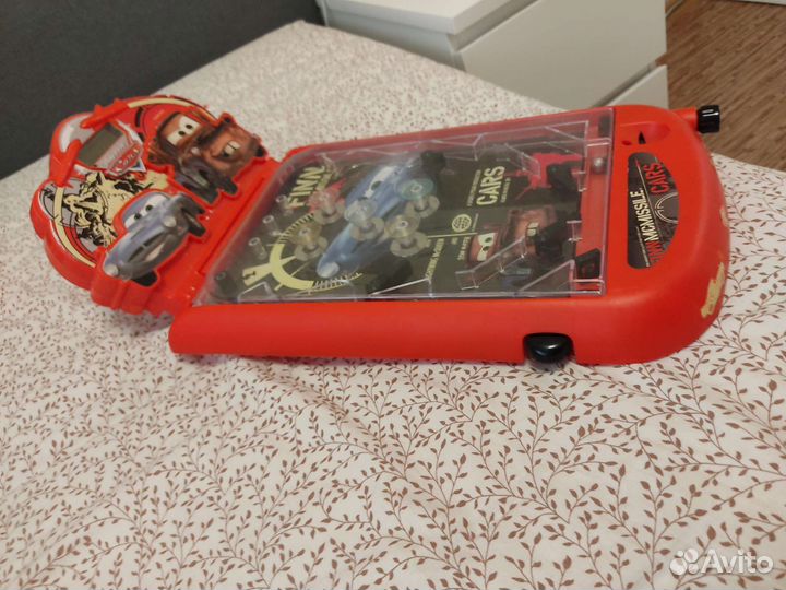 Игра пинбол тачки