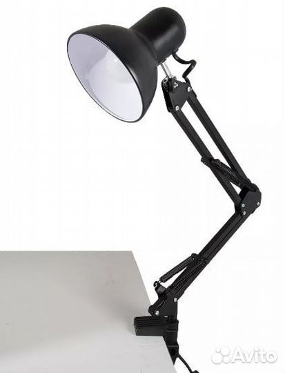 Лампа LED настольная школьнику на струбцине