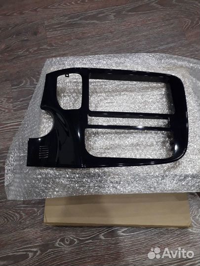 Рамка магнитолы Mitsubishi Outlander 3