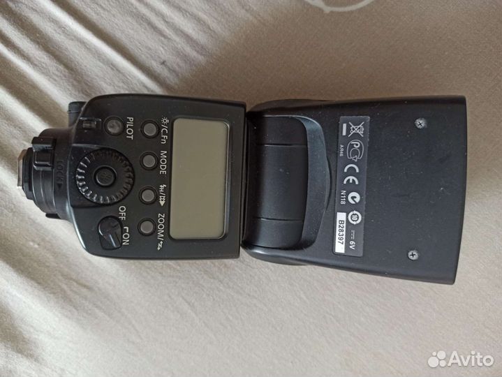 Вспышка для камеры canon 580EX II