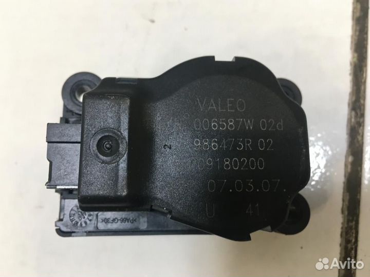 Сервопривод заслонок печки Opel Vectra C