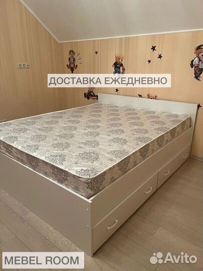 Кровать с ящиками