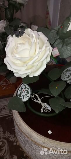 Розы из фоамирана