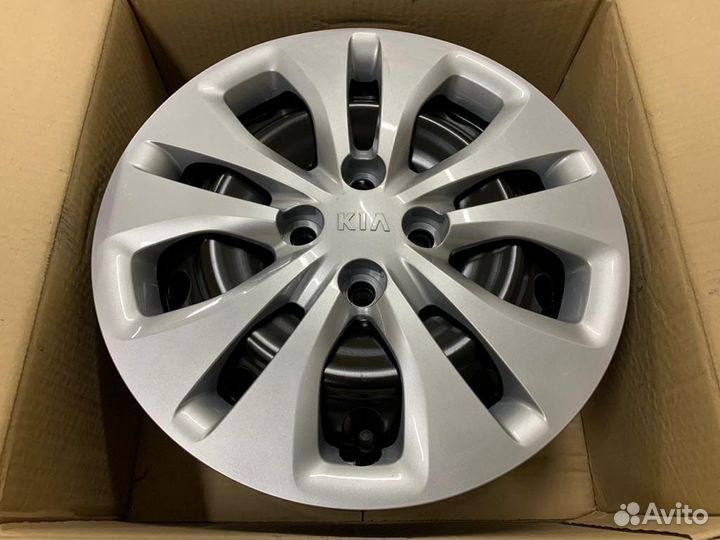 Новые оригинальные Kia Rio, Kia Rio X-line R15