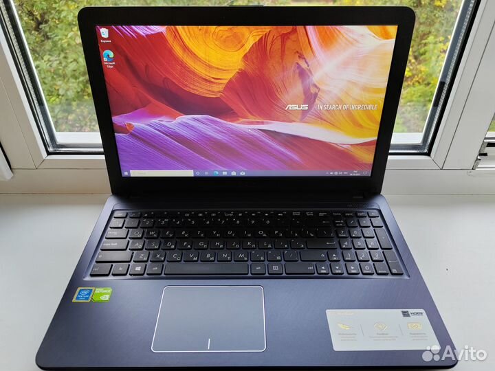 Asus Vivobook/ GeForce MX110/ Pentium Gold