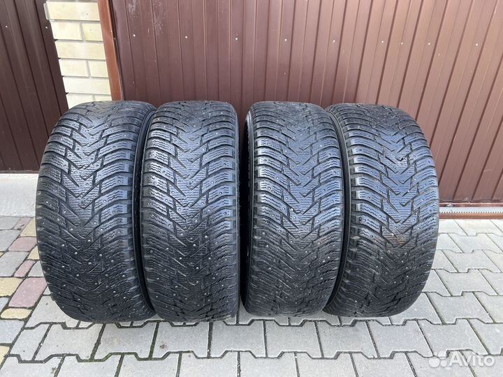 Nokian Tyres Hakkapeliitta 8 SUV 285/60 R18