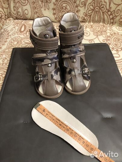 Ортопедические сандалии