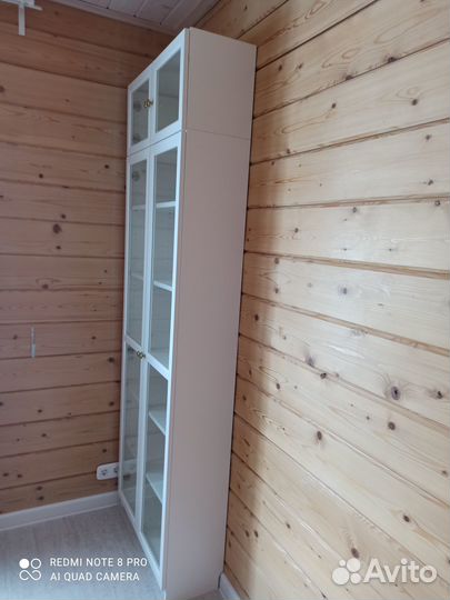 Книжный шкаф IKEA