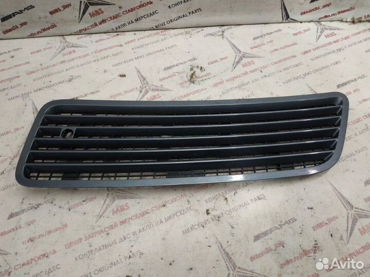Решетка капота левая Mercedes S-Class W221