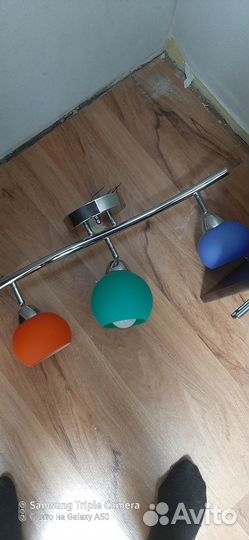 Продам Люстру