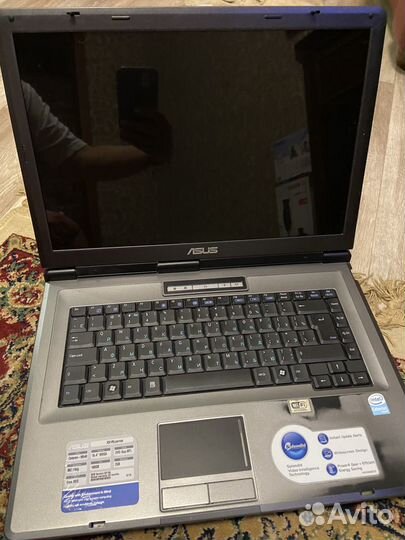 Ноутбук asus